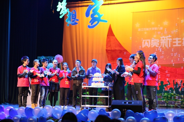 美女的隐藏部位是什么图片