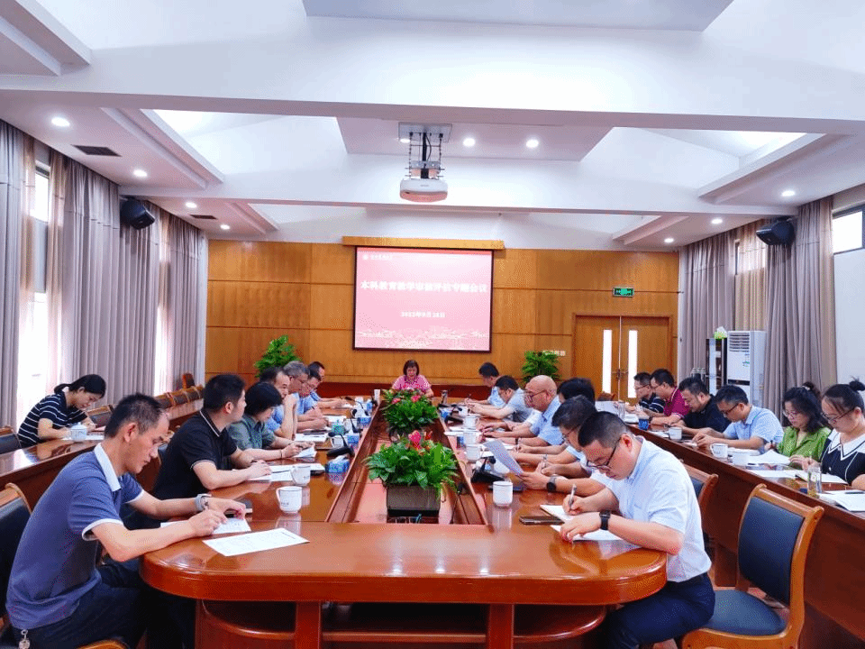 美女的隐藏部位是什么图片