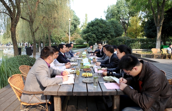 美女的隐藏部位是什么图片