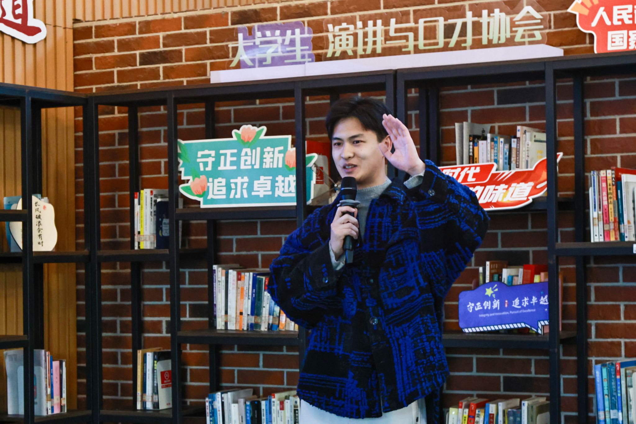 美女的隐藏部位是什么图片