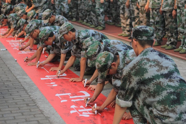 美女的隐藏部位是什么图片