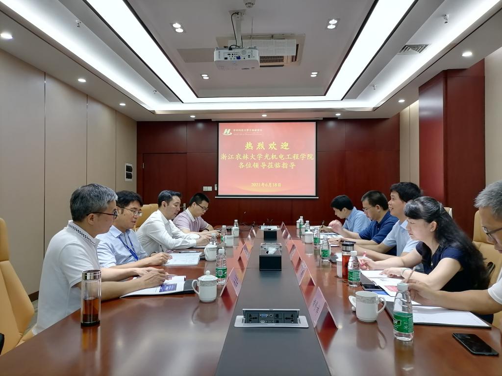 美女的隐藏部位是什么图片
