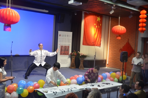 美女的隐藏部位是什么图片
