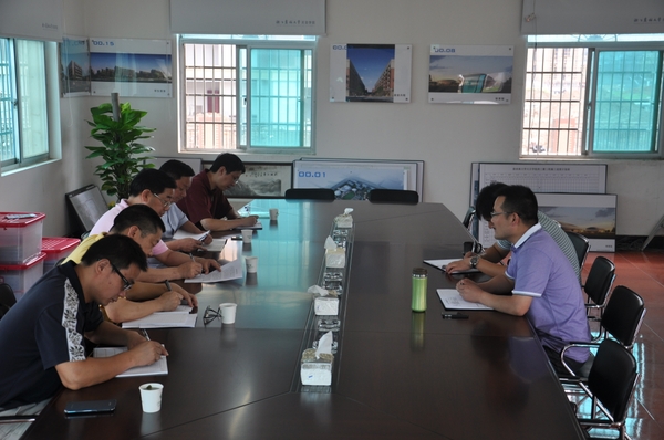 美女的隐藏部位是什么图片