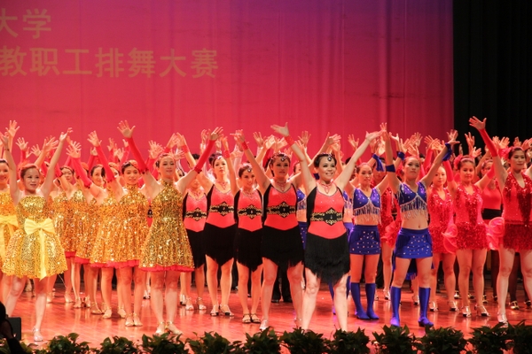 美女的隐藏部位是什么图片