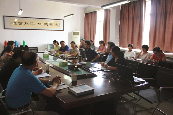 美女的隐藏部位是什么图片