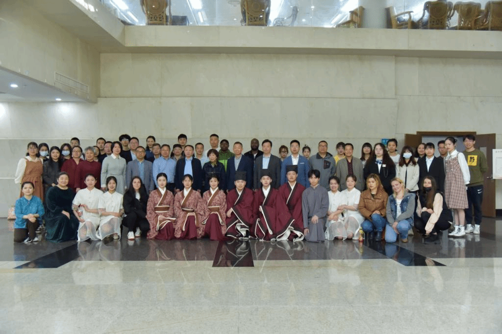 美女的隐藏部位是什么图片