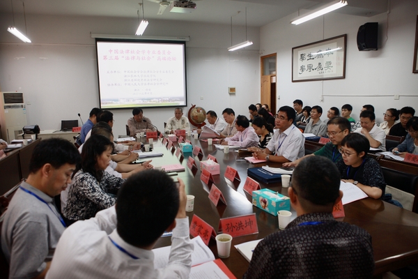 美女的隐藏部位是什么图片