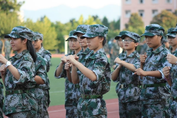 美女的隐藏部位是什么图片