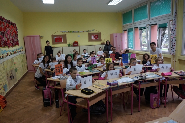 美女的隐藏部位是什么图片