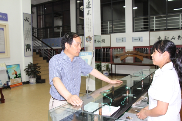 美女的隐藏部位是什么图片