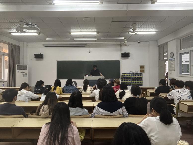 美女的隐藏部位是什么图片