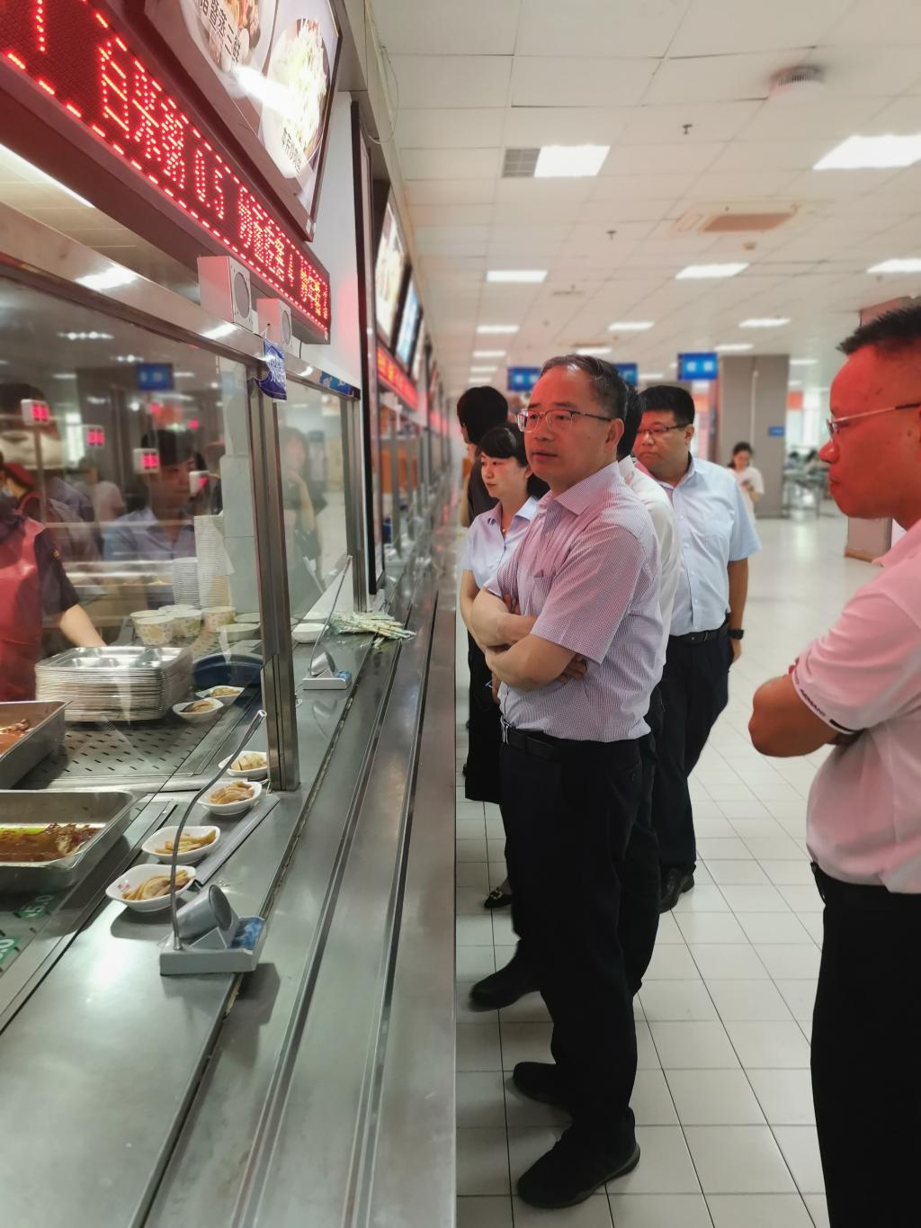 美女的隐藏部位是什么图片