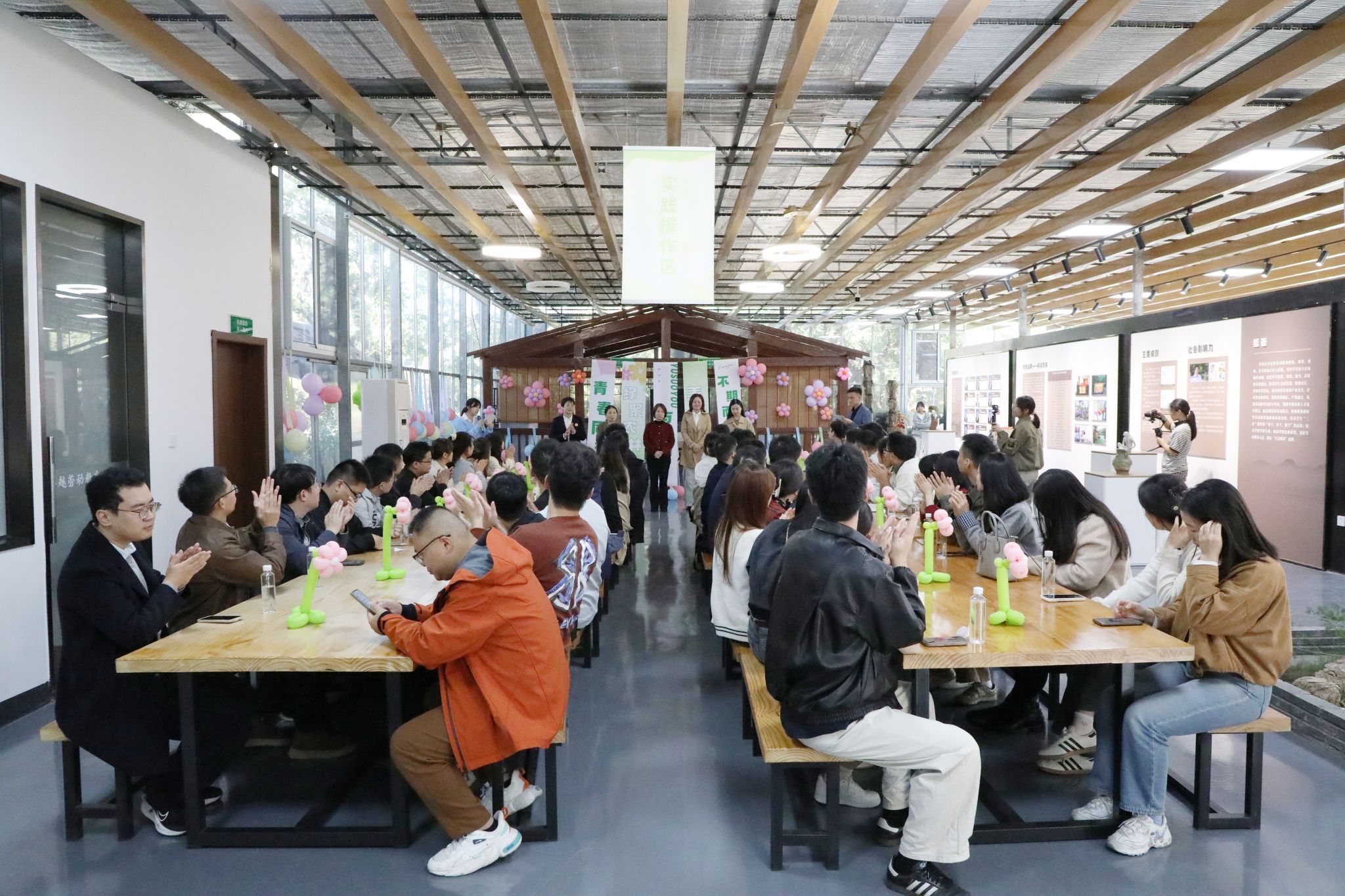 美女的隐藏部位是什么图片