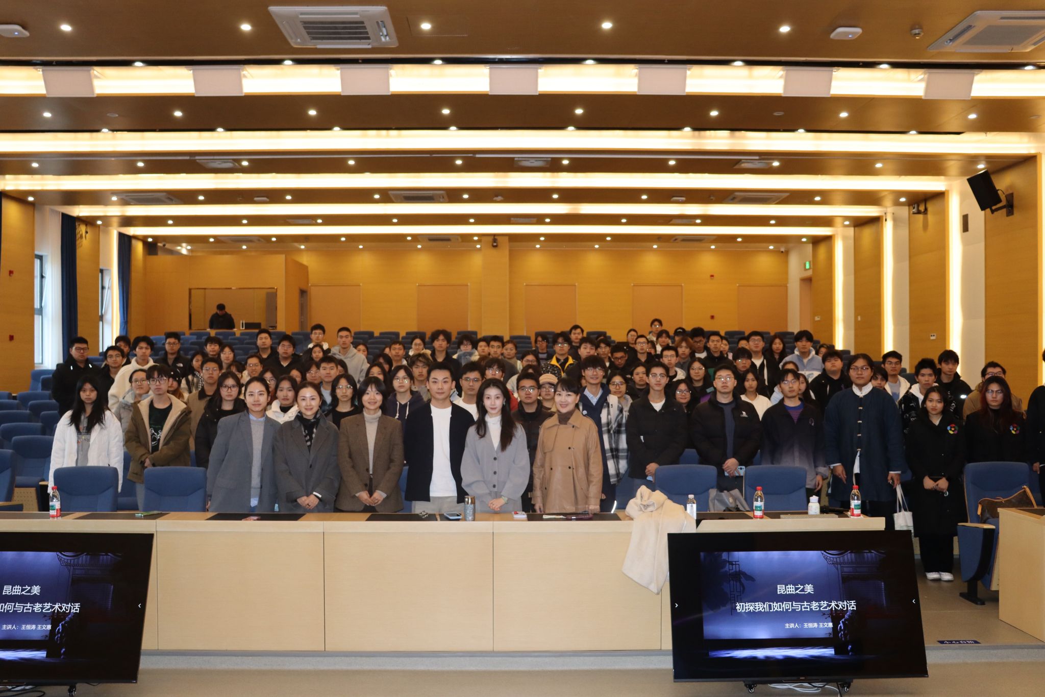 美女的隐藏部位是什么图片