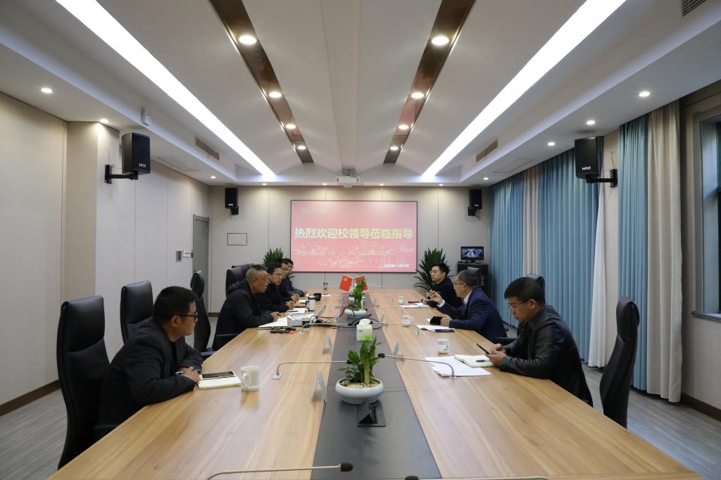 美女的隐藏部位是什么图片