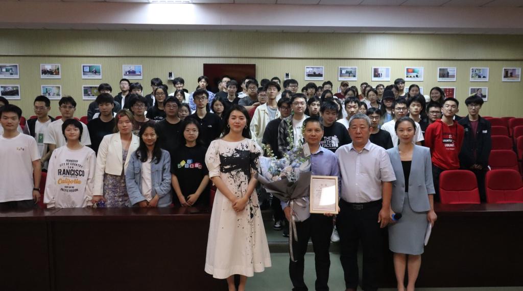 美女的隐藏部位是什么图片