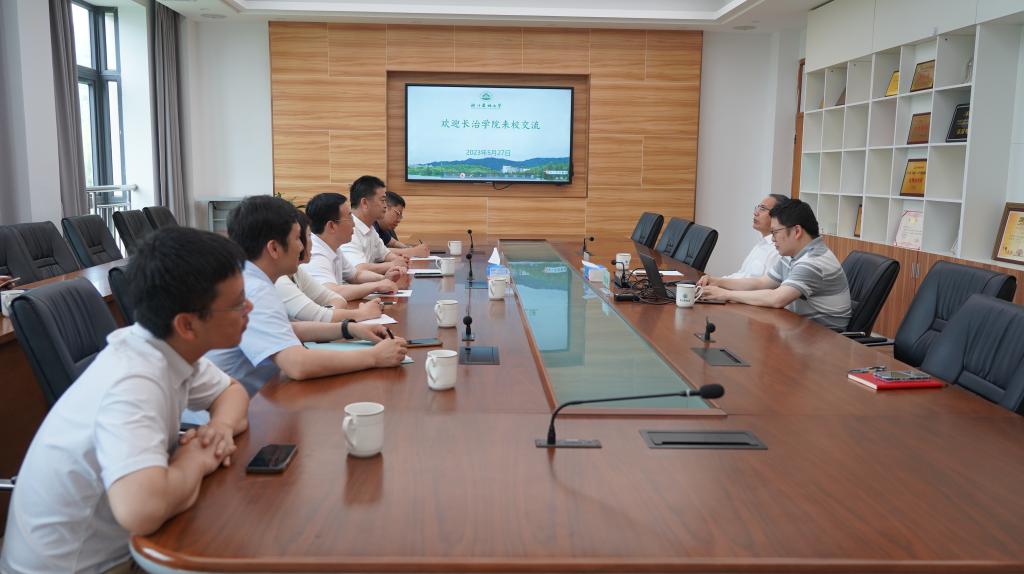 美女的隐藏部位是什么图片