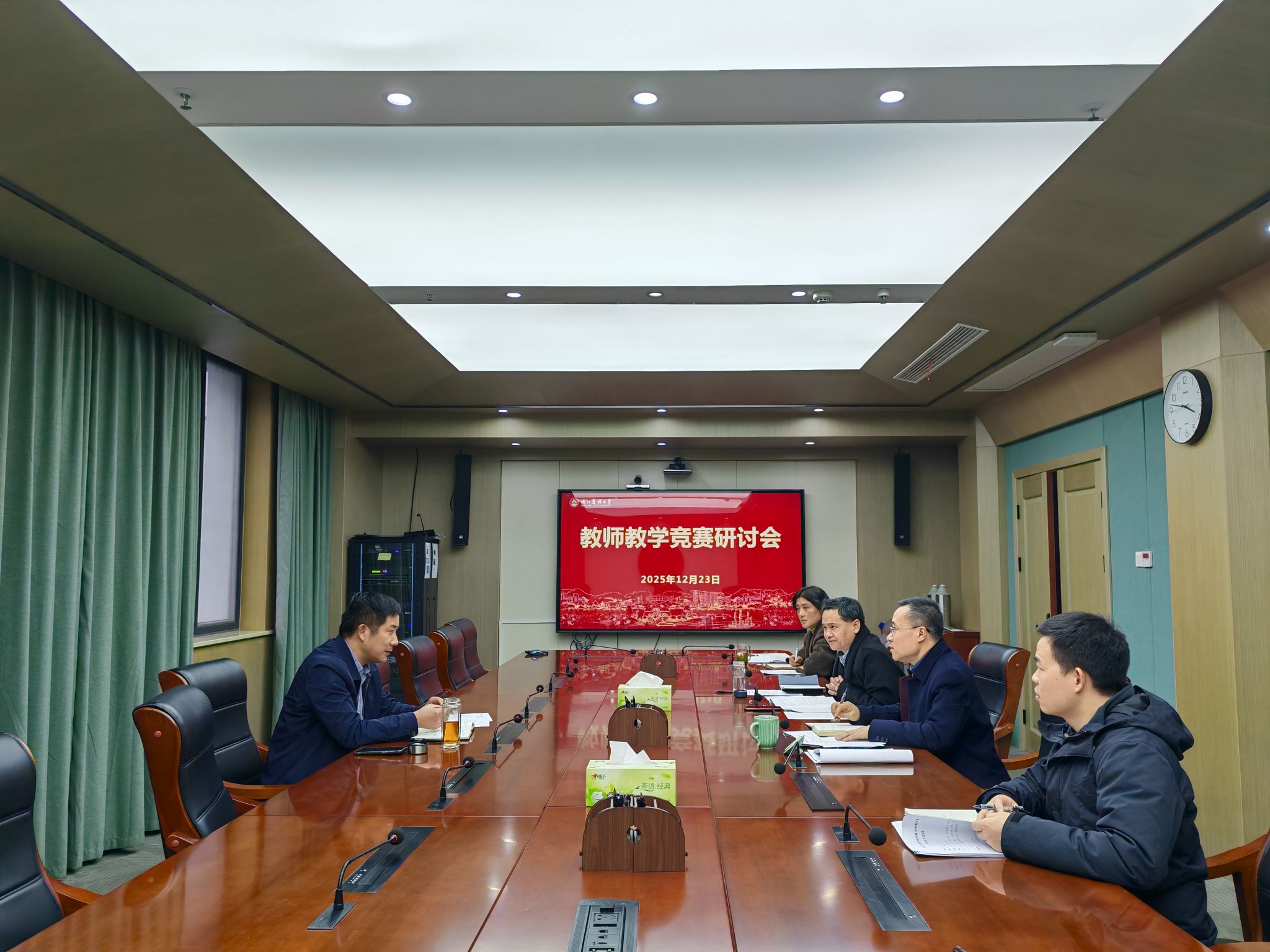 美女的隐藏部位是什么图片