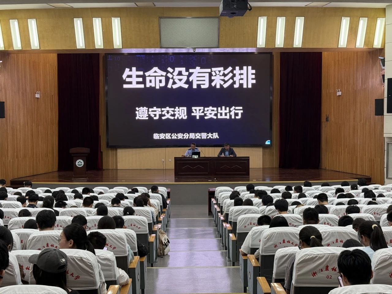 美女的隐藏部位是什么图片